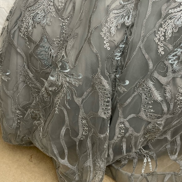 Flowing Gown for mother of the bride or groom. Color gray, beaded. Size 14-16 - Picture 8 of 16
